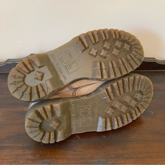 Made in England Suede Dr. Martens size 7 - Picture 10 of 11